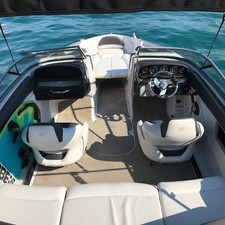 Four winns 200 horizon
