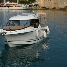 Jeanneau Merry Fisher 795