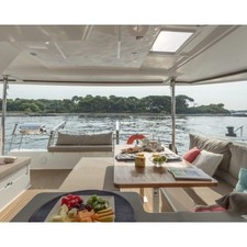 Fountaine Pajot Helia 44