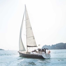 Beneteau Oceanis 43