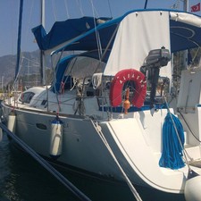Beneteau Oceanis 43