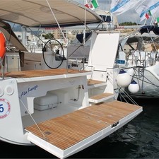 Dufour 560
