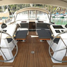 Hanse 548