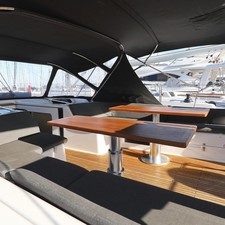Hanse 548