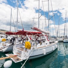 Beneteau Oceanis 35