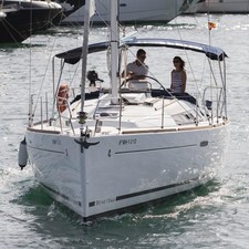 Beneteau Oceanis 37