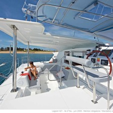 Lagoon 421