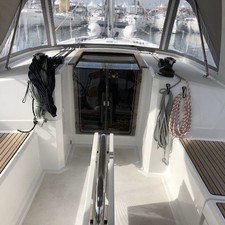 Beneteau Oceanis 38