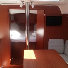 Dufour 382