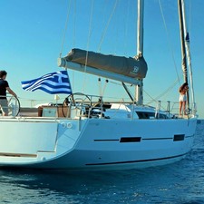 Dufour 560