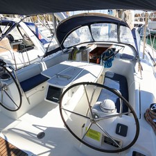 Beneteau Oceanis 43