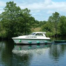 Le Boat Town Star