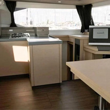 Fountaine Pajot Astrea 42