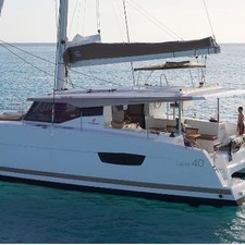 Fountaine Pajot Lucia 40