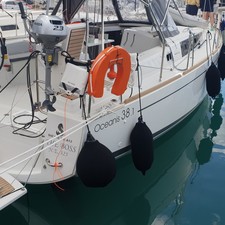 Beneteau Oceanis 38.1