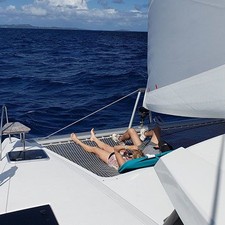 Fountaine Pajot Lucia 40