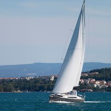 Beneteau Oceanis 55