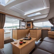 Fountaine Pajot Helia 44