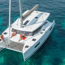 Fountaine Pajot Lucia 40