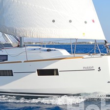 Beneteau Oceanis 35