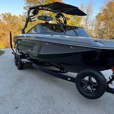 Super Air Nautique GS24
