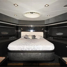 Sunseeker Predator 82