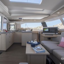 Fountaine Pajot Astréa 42