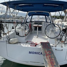 Beneteau Oceanis 38