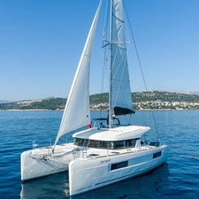 Lagoon 40