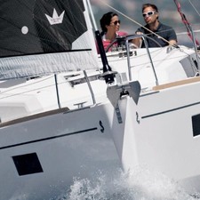 Beneteau Oceanis 38
