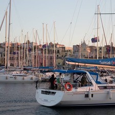Beneteau Oceanis 48