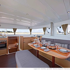 Lagoon 42 - 4 + 2 cab.