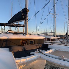 Lagoon 450 F