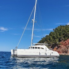 Lagoon 380