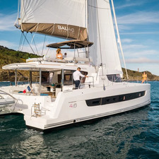 Bali 4.6 - 5 + 1 cab.