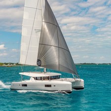 Lagoon 42