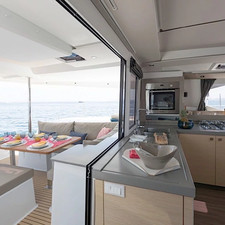 Fountaine Pajot Saona 47