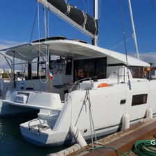 Lagoon 42