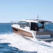 Sealine C330
