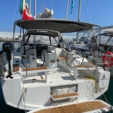 Beneteau Oceanis 38.1