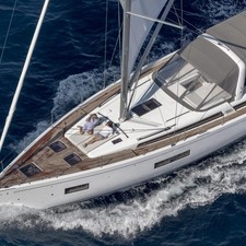 Oceanis Yacht 54
