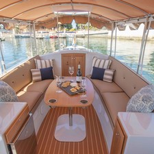 Duffy 22 Cuddy Cabin