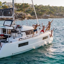 Lagoon 40