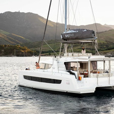 Bali 4.8 - 5 + 1 cab