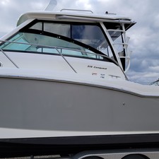 Boston Whaler 315 Conquest