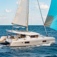 Lagoon 42