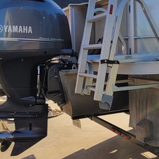 SunCatcher X322 Fish & Cruise