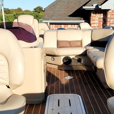 SunCatcher X322 Fish & Cruise