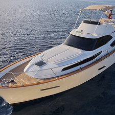 Monachus yachts Issa 45 Fly