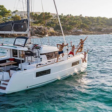 Lagoon 40 - 3 + 2 cab